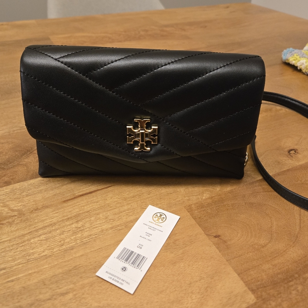 Tory Burch Kira Chevron Chain Wallet black leather